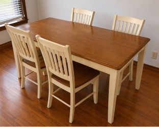 Dining room table Dining room table