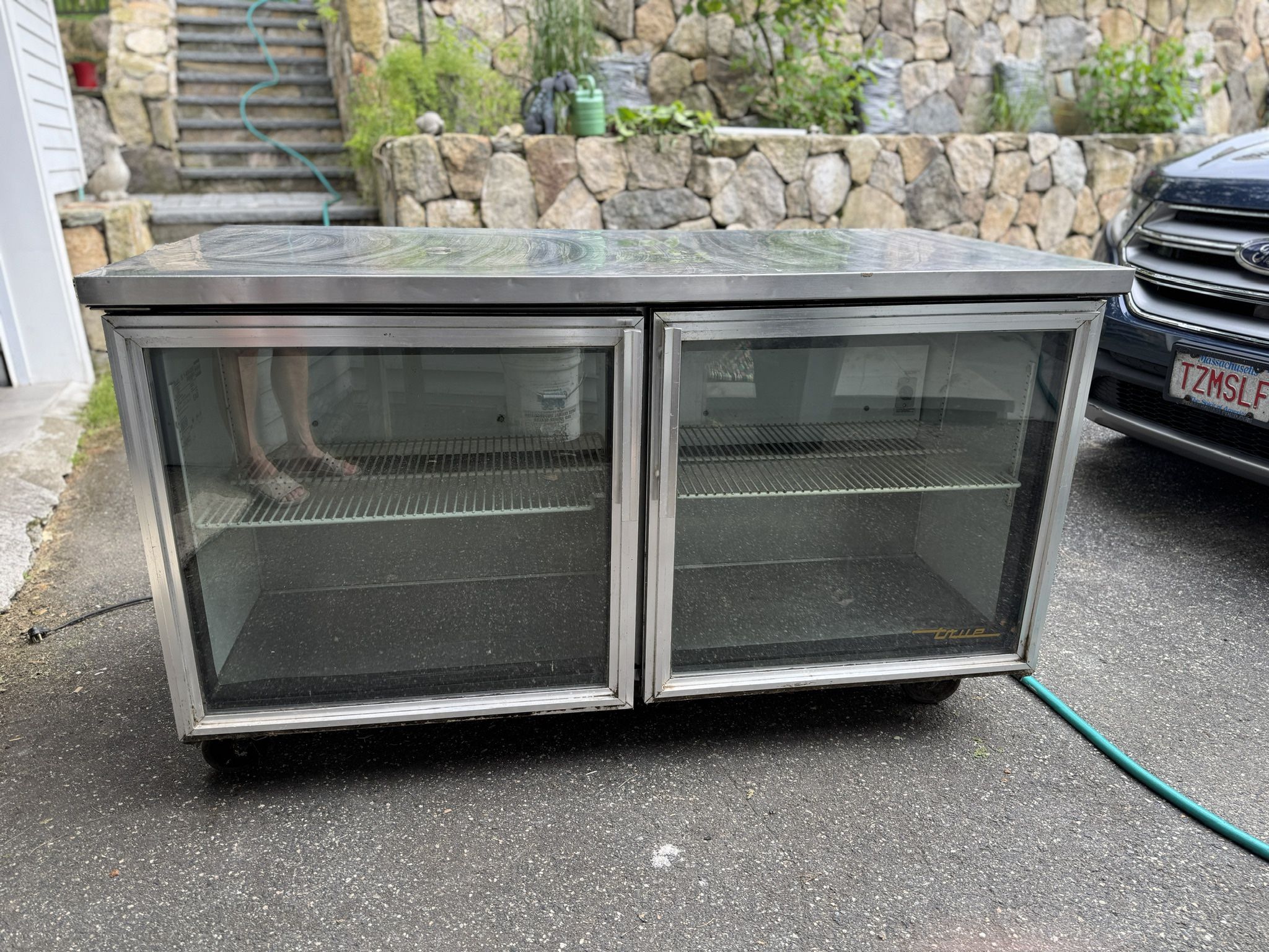 True 2 Glass Door Back Bar Refrigerator Under Bar Cooler - 60”