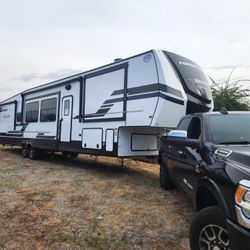 5th Wheel And Tow behind Transport