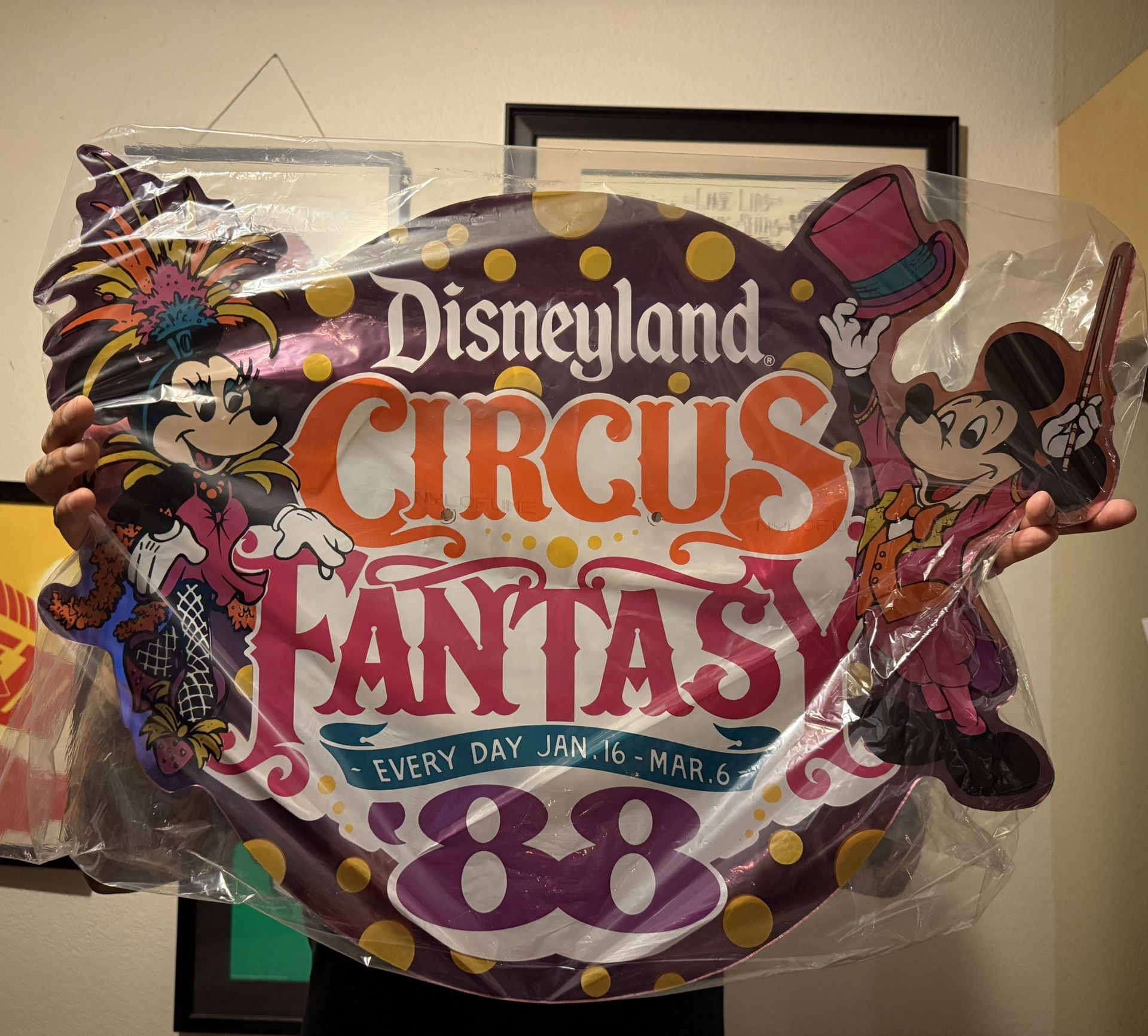 1988 Disneyland Lamppost Sign Disneyana Rare New Disney Prop