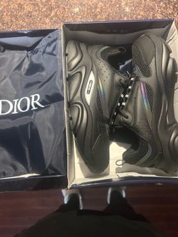 Dior b22 black color tint size 10