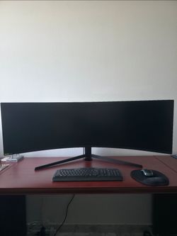 Samsung Odyssey G9 49” Curved Gaming Monitor – 240Hz 1ms QLED DQHD
