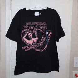 Selena Gomez Black Tee with  Text NWT Ladies Size Large Music Fan Sing Song