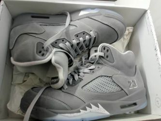 AIR JORDAN 5 RETRO DD0587 002 SIZE 9.5 (51258 )
