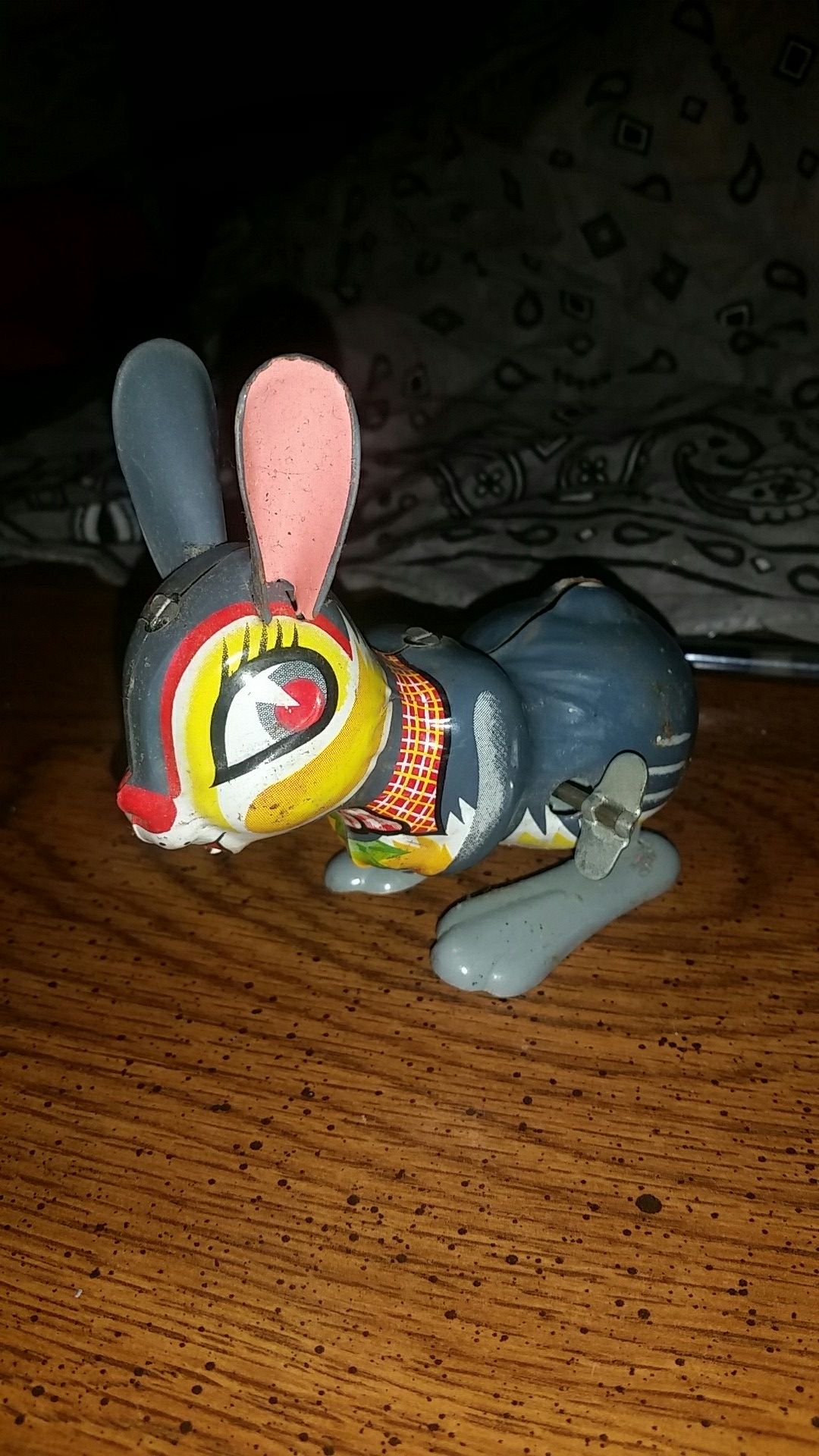 Bigger wind-up bunny antique toy still works