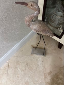 bird statue