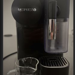 Nespresso Lattissima One by De’Longhi
