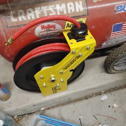 Air Hose Reel .