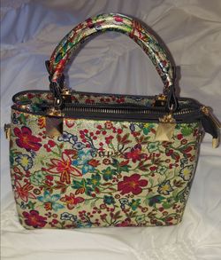 SUPER CUTE SMALL CROSSBODY PURSE FROM EUROPE