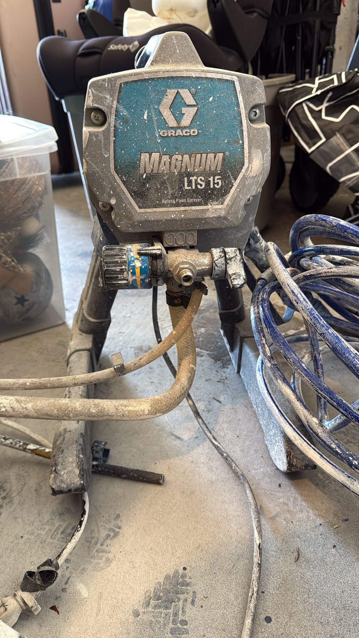 Spray Painting Machine