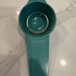 Retro-look vintage teal color egg separator 6”