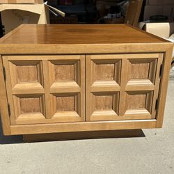 End Tables, 2, Mid Century Modern   Free!