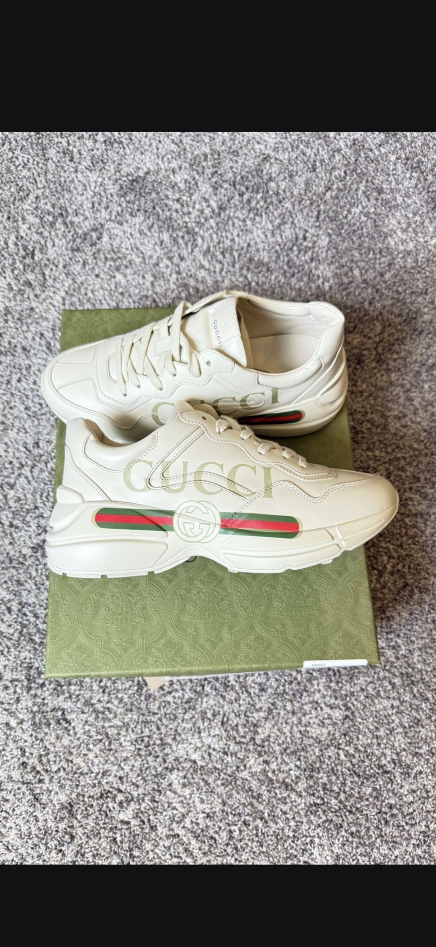 Gucci Sneakers Men Size 7 & Women Size 8.5