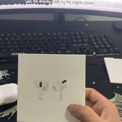 AirPods Gen 2 Pros