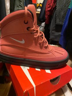 Kids Nike boots