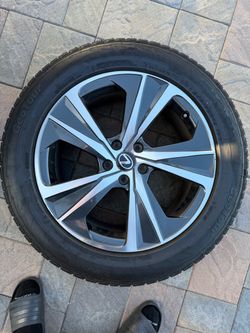Lexus wheels and tires