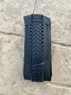 Mountain bike tire