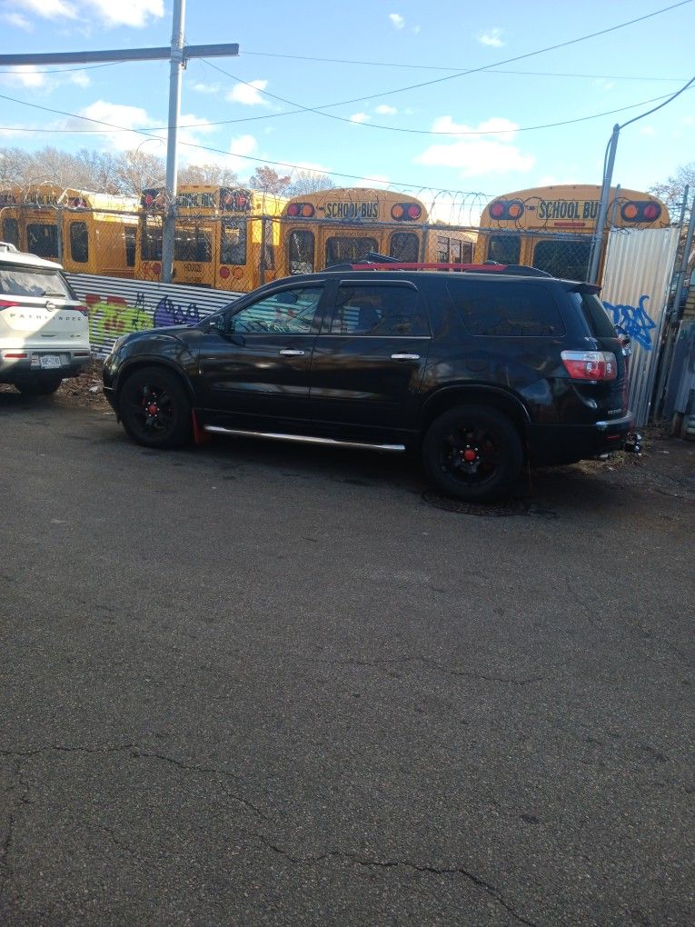 2012 GMC Acadia
