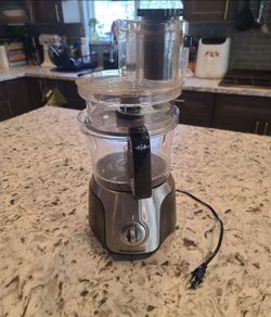 Hamilton Beach Food Processor Model 70579