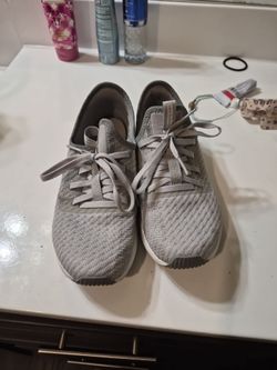 New balance shoes