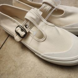 New Vans Size 4.5 N 8.5