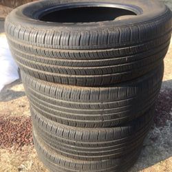 Nexen All Season Rav4 225-65-17 Tires (4)