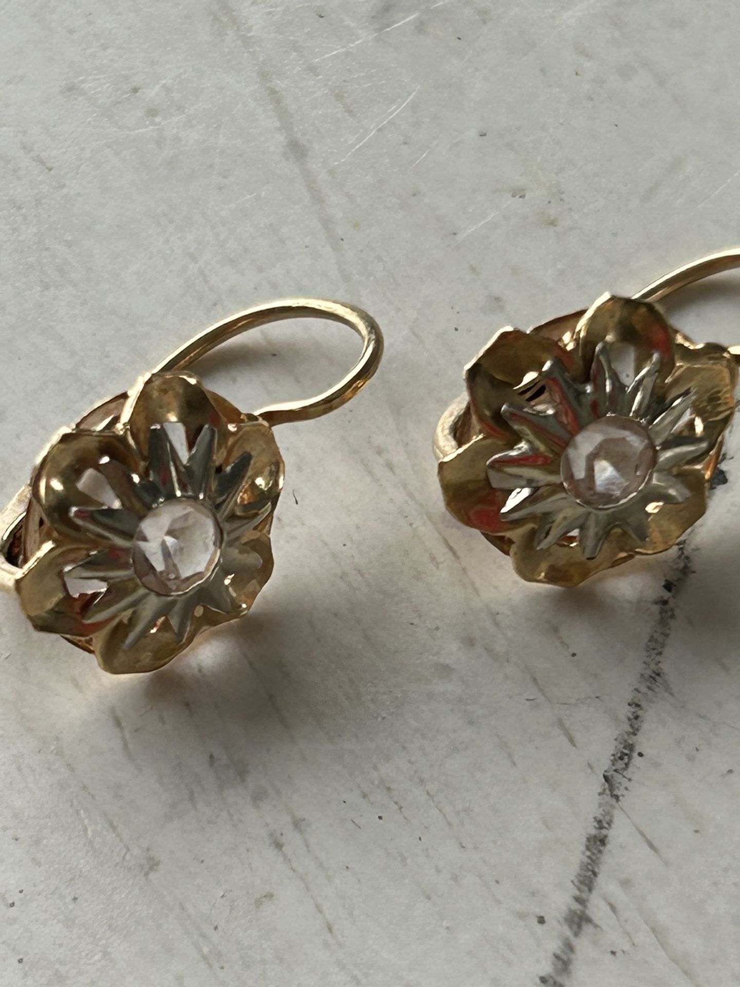 18k Gold Earrings 