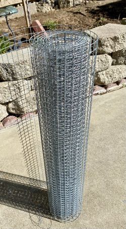 Galvanized Welded Wire Mesh Roll 25” x 6 ft