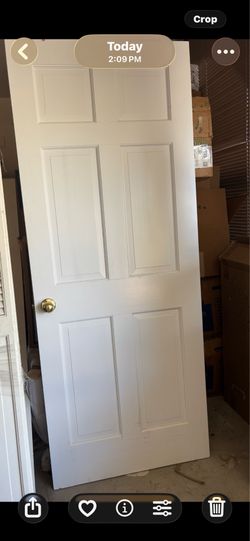 Interior panel door with door handle