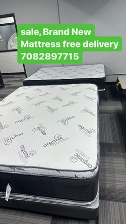 Huge sale for Mattress And Box Twin size #mattress and box 150.$ full 190$ Queen 200$ king 290$. free delivery free set up 708….289…7715… cash or Zell