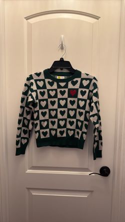 Green sweater youth medium ages 10-12