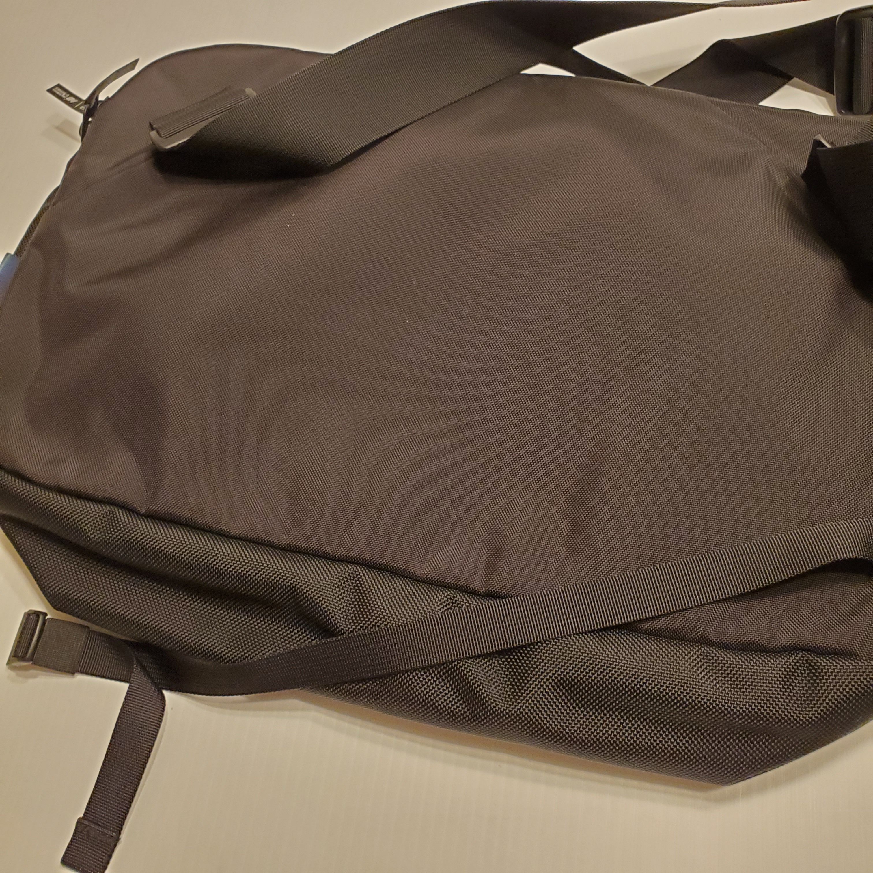 Timbuk2 NB CSeries Messenger Bag. Dimensions 19x15x3.5". for Sale in