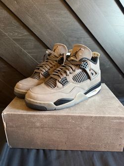 Cave stone Jordan 4 size 10
