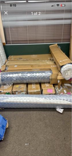 Queen mattress 12” hybrid