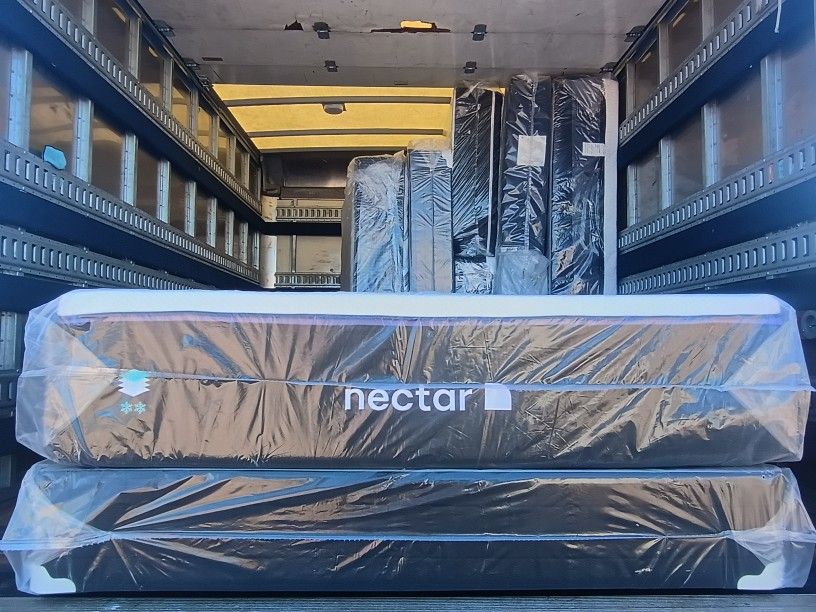 Brand New Queen Size Memory Foam Mattress And Box Spring Free Delivery 