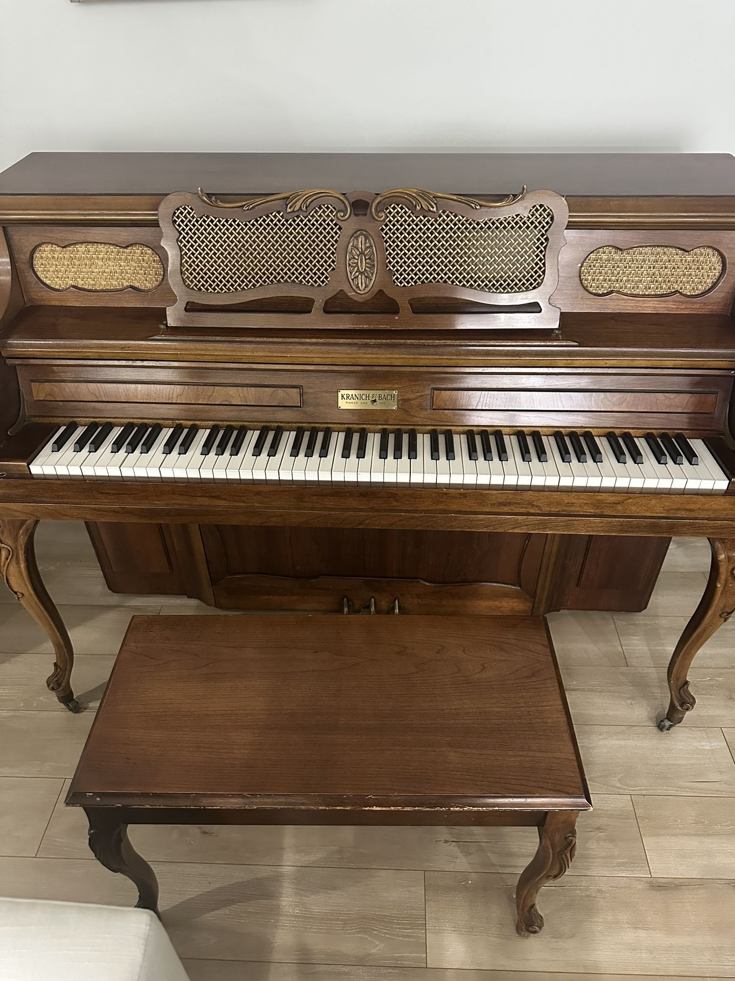 Kranich and Bach Piano