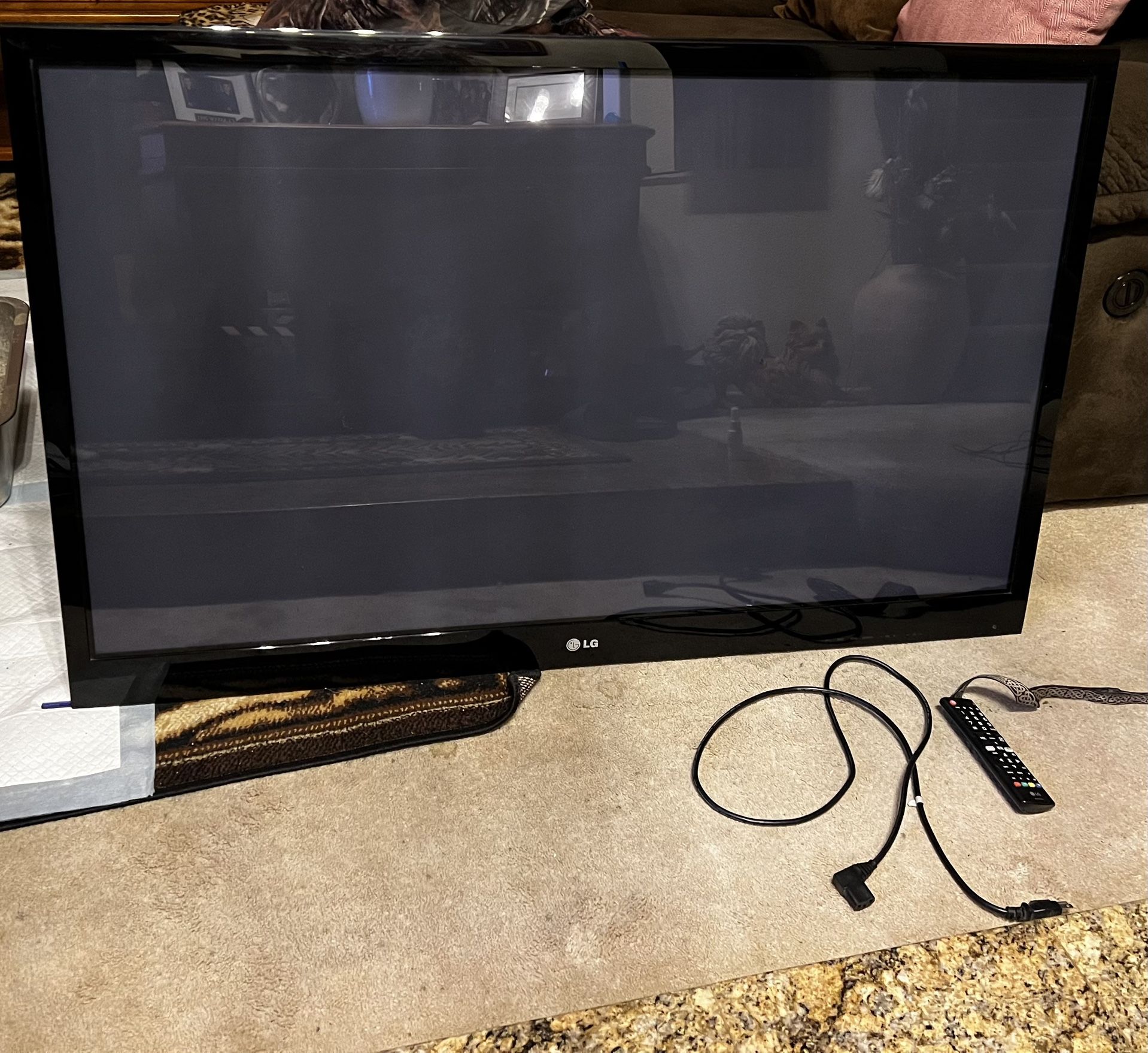 LG 50” Plasma TV 50PK540-UE Slim