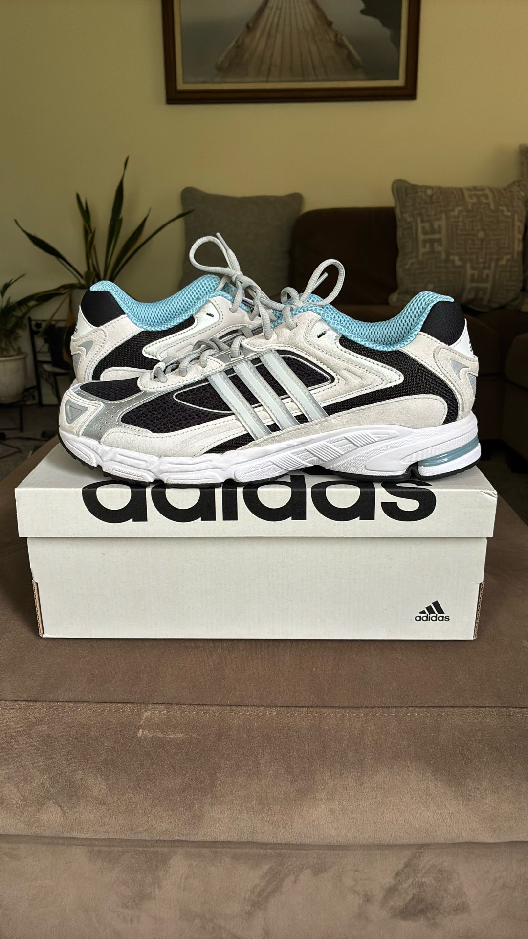 Adidas Response CL