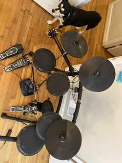 Simmons SD7PK electric drum kit AS IS Local delivery available for additional fee
