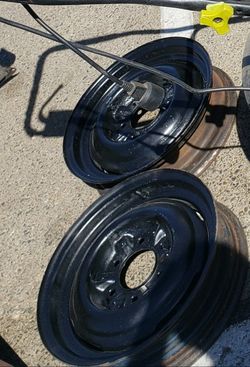 Chevy 16x7 6 Lug Mid 40s To 50s Not Sure