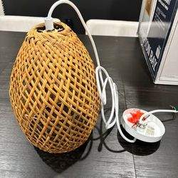 🌾 Hampton Bay Rattan Pendant Light – Natural Woven Shade