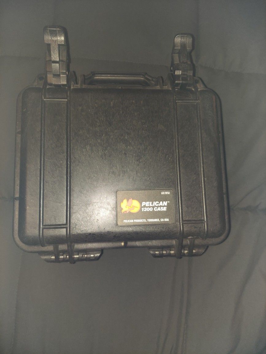 Pelican 1300