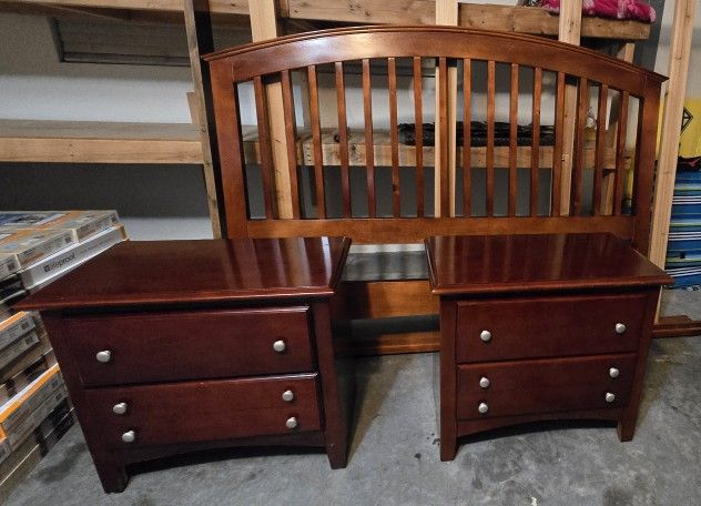 4-Piece Queen Bedroom Set - Dark Cherry, Good Condition (Kailua Kona, HI)
