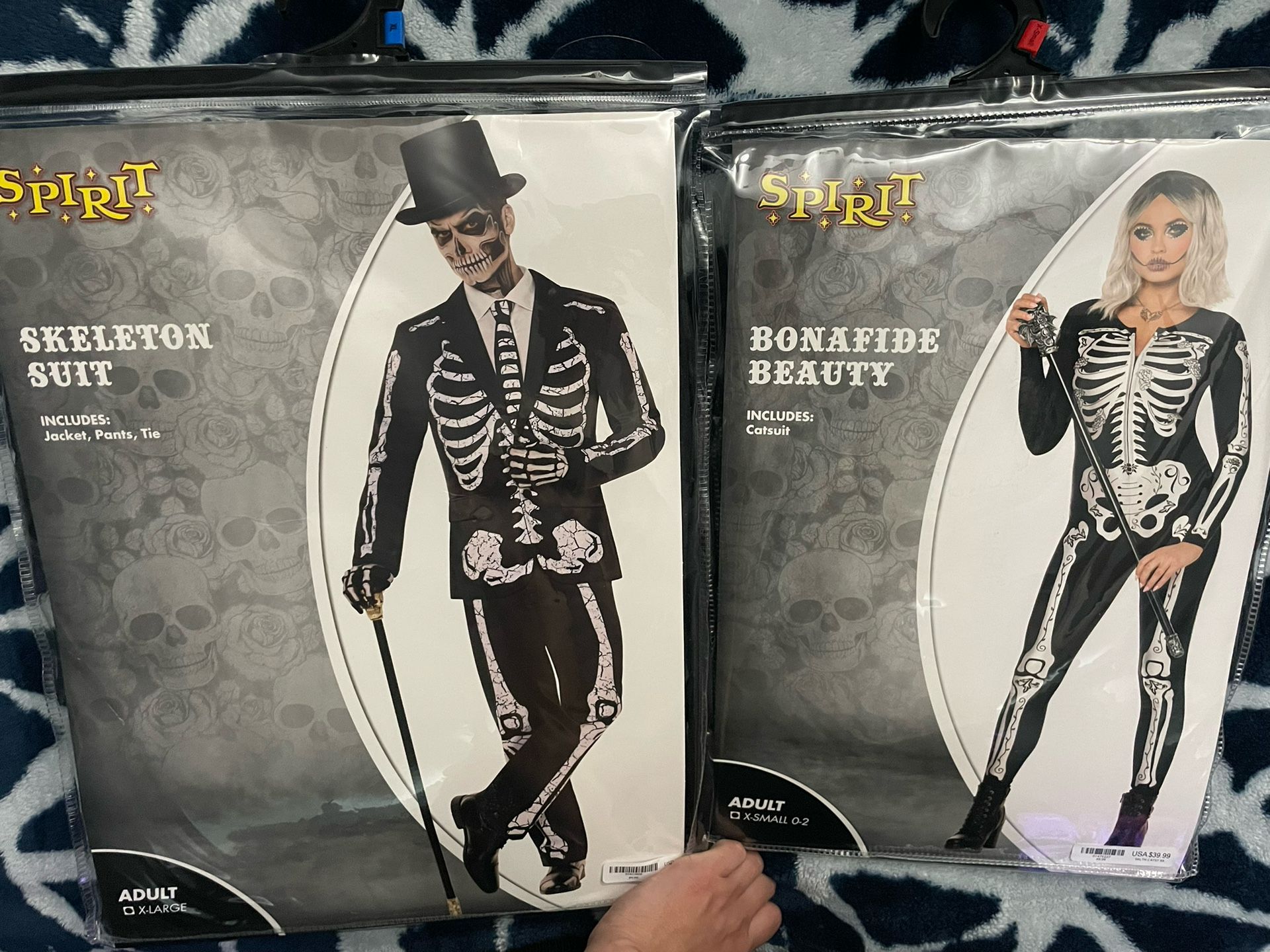 Couple costume Skeletons