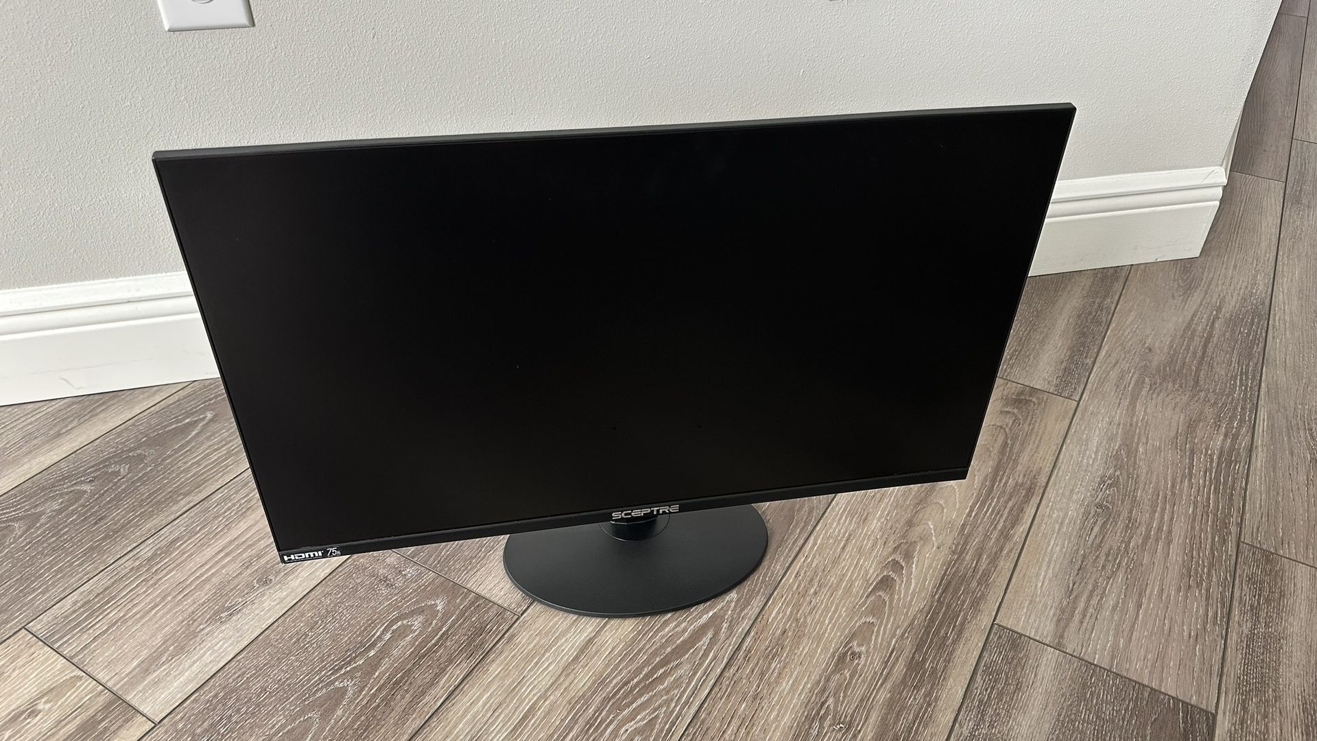 Sceptre 27” Monitor – Great Condition