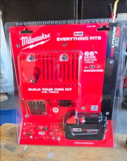 Milwaukee 48-59-1850 Red lithuim XC 5.0