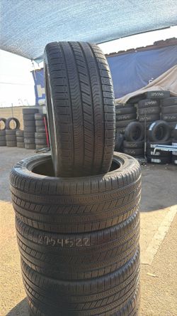 Set 275/45/22 Continental 2-100% Vida 2- 95% Vida Dot 1223