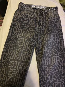 Black jeans with designs