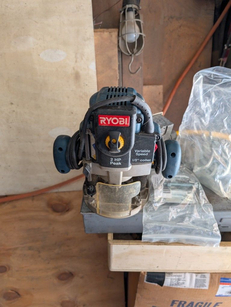Ryobi Router
