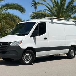 2021 Mercedes-Benz Sprinter Cargo